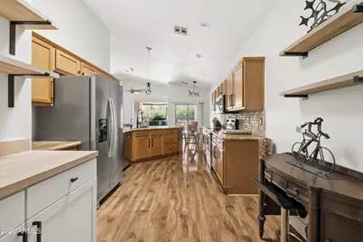 3247 E Fremont Road, Phoenix, AZ 85042 - Photo 16