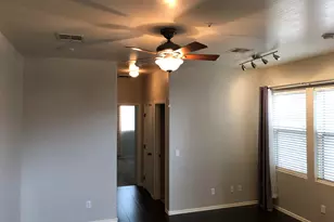 165 W Laurel Ct, Gilbert, AZ 85233 - Photo 4