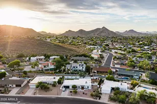 2438 E Cheryl Dr, Phoenix, AZ 85028 - Photo 8