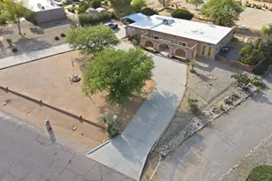 2763 Oriole Dr, Sierra Vista, AZ 85635 - Photo 10