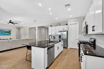8025 W Gardenia Avenue, Glendale, AZ 85303 - Photo 16