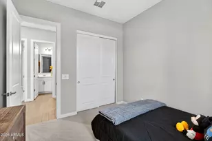 8025 W Gardenia Ave, Glendale, AZ 85303 - Photo 32