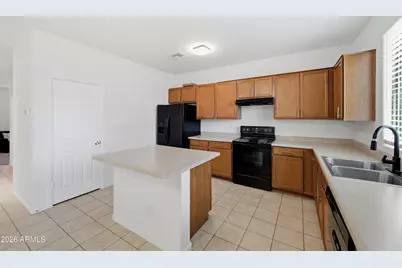 7129 W Solano Drive N, Glendale, AZ 85303 - Photo 10