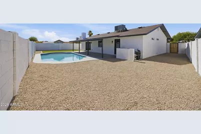 407 W Kristal Way, Phoenix, AZ 85027 - Photo 24