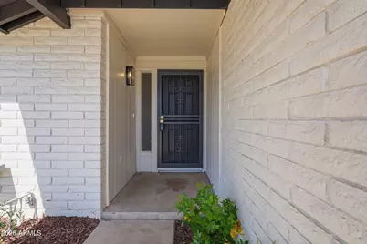 3205 N Woodburne Drive, Chandler, AZ 85224 - Photo 8