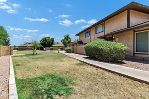 1714 W Village Way, Tempe, AZ 85282 - Photo 2