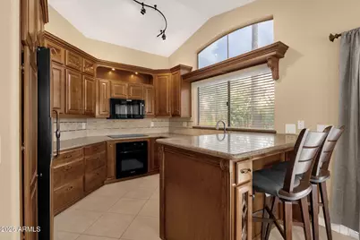 4755 E Angela Drive, Phoenix, AZ 85032 - Photo 6