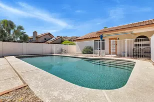 9865 S 44th St, Phoenix, AZ 85044 - Photo 2