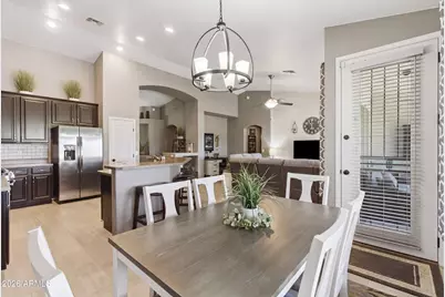 237 S 122nd Avenue, Avondale, AZ 85323 - Photo 2