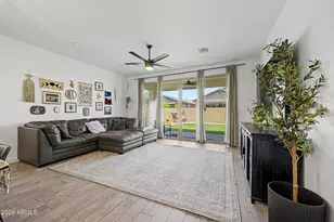 752 E Constitution Dr, Gilbert, AZ 85296 - Photo 4