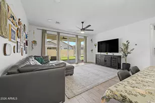 752 E Constitution Dr, Gilbert, AZ 85296 - Photo 6