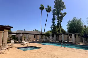 327 E Huntington Dr, Tempe, AZ 85282 - Photo 10