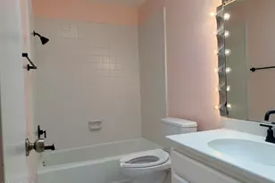 327 E Huntington Dr, Tempe, AZ 85282 - Photo 8