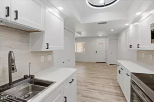 10216 N 7th Ave, Phoenix, AZ 85021 - Photo 12