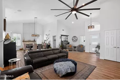 3418 E Tere Street E, Phoenix, AZ 85044 - Photo 20