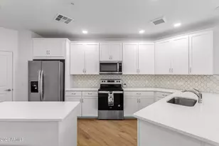 2511 W Queen Creek Rd, Chandler, AZ 85248 - Photo 4