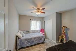 2243 E Willetta St, Phoenix, AZ 85006 - Photo 32
