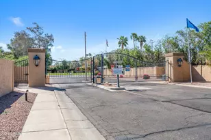 10960 N 67th Ave, Glendale, AZ 85304 - Photo 24
