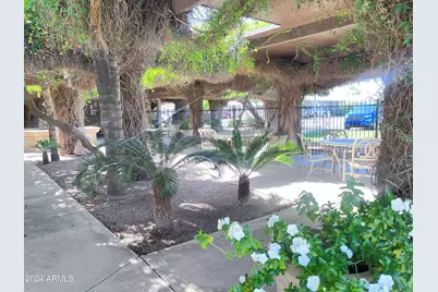 10960 N 67th Avenue #122, Glendale, AZ 85304 - Photo 26