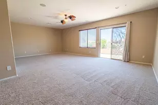 9625 W Oberlin Way, Peoria, AZ 85383 - Photo 10