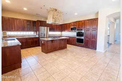 9625 W Oberlin Way, Peoria, AZ 85383 - Photo 12