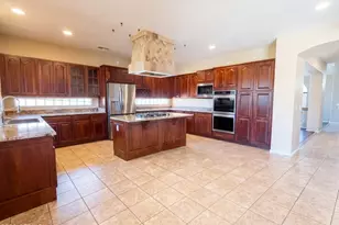 9625 W Oberlin Way, Peoria, AZ 85383 - Photo 12
