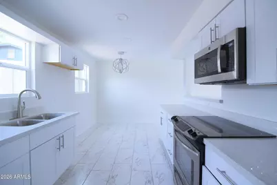 2317 N 47th Drive, Phoenix, AZ 85035 - Photo 6