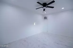 2317 N 47th Dr, Phoenix, AZ 85035 - Photo 16