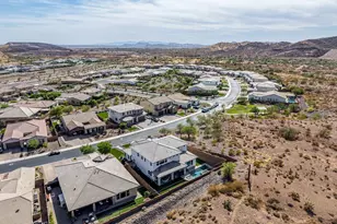2010 E Villa Linda Dr, Phoenix, AZ 85024 - Photo 48