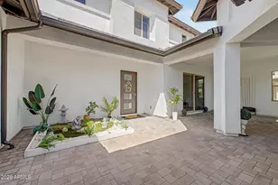 2010 E Villa Linda Dr, Phoenix, AZ 85024 - Photo 6
