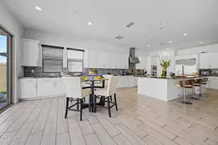 2010 E Villa Linda Dr, Phoenix, AZ 85024 - Photo 10