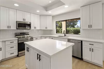 6903 W Kimberly Way, Glendale, AZ 85308 - Photo 10
