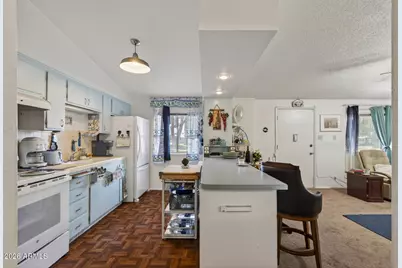 10432 W Oakmont Drive, Sun City, AZ 85351 - Photo 18