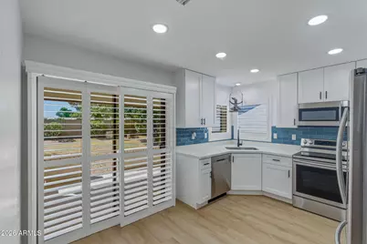 19527 N 141st Avenue, Sun City West, AZ 85375 - Photo 12