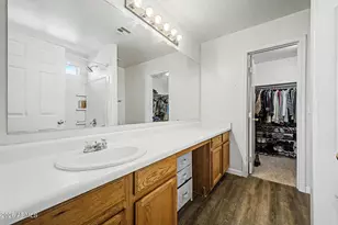 7234 S 41st Dr, Phoenix, AZ 85041 - Photo 18