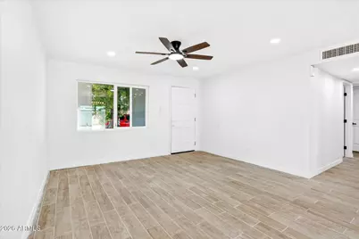 6624 W Columbus Avenue, Phoenix, AZ 85033 - Photo 8