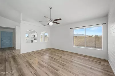 11902 N 73rd Avenue, Peoria, AZ 85345 - Photo 6