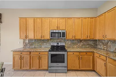 7990 W Yukon Drive, Peoria, AZ 85382 - Photo 12