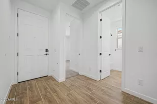 8042 W Granada Rd, Phoenix, AZ 85035 - Photo 8