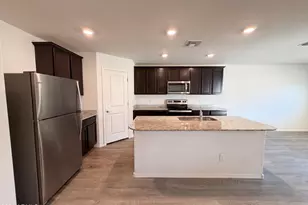 482 W Whitetail Dr, Casa Grande, AZ 85122 - Photo 2