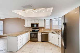 15652 N 38th Pl, Phoenix, AZ 85032 - Photo 8
