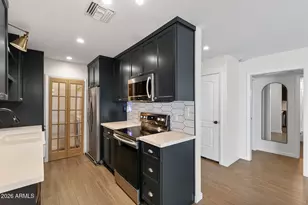 8586 E Indian School Rd, Scottsdale, AZ 85251 - Photo 8