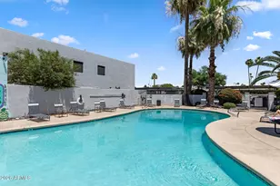 8586 E Indian School Rd, Scottsdale, AZ 85251 - Photo 24