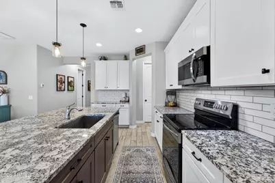 18356 W Foothill Drive, Surprise, AZ 85387 - Photo 14