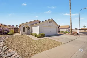 7347 W Paradise Dr, Peoria, AZ 85345 - Photo 2
