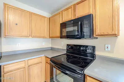 9427 W Elm Street, Phoenix, AZ 85037 - Photo 12