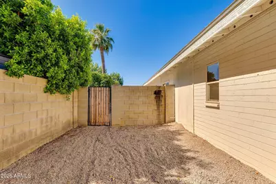 5002 E Mitchell Drive, Phoenix, AZ 85018 - Photo 34