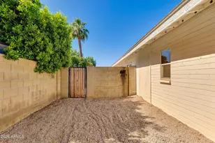 5002 E Mitchell Dr, Phoenix, AZ 85018 - Photo 34