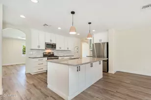 5002 E Mitchell Dr, Phoenix, AZ 85018 - Photo 6