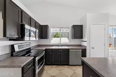 548 N Bailey Circle, Mesa, AZ 85207 - Photo 16
